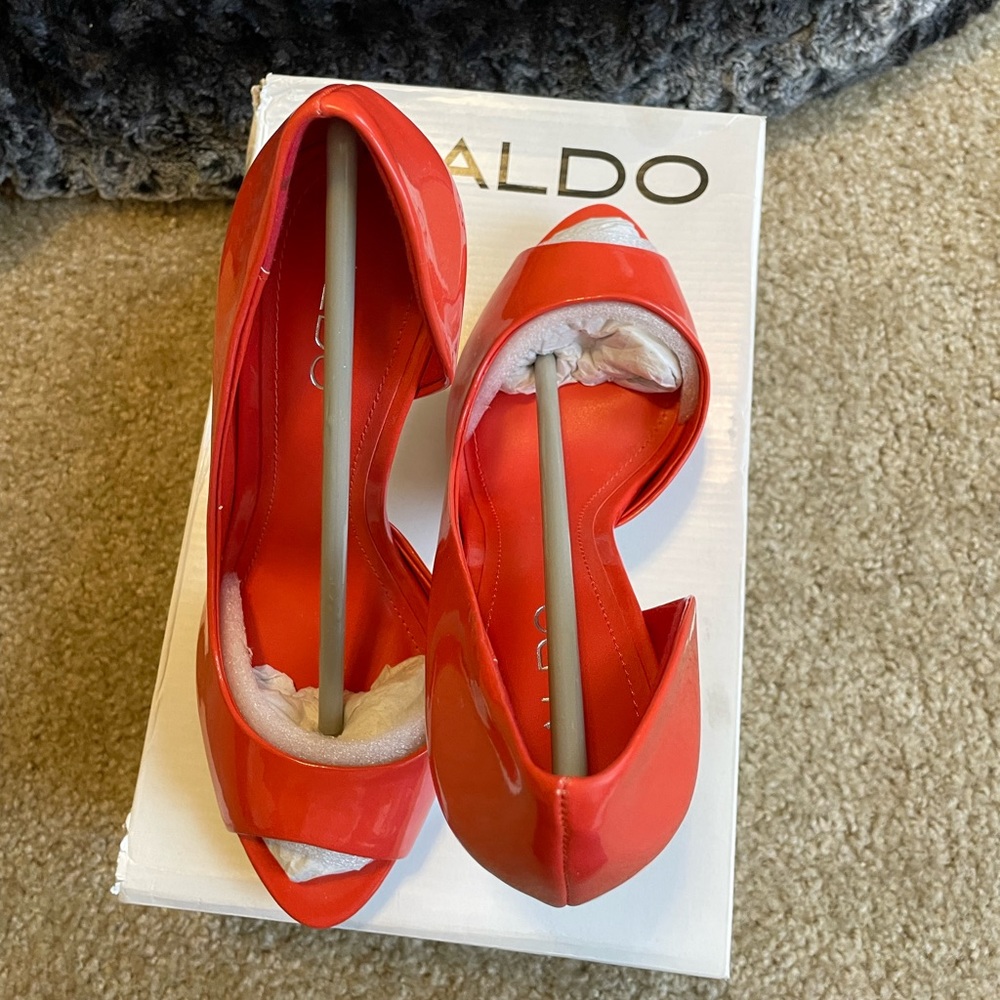 SOLDBrand new